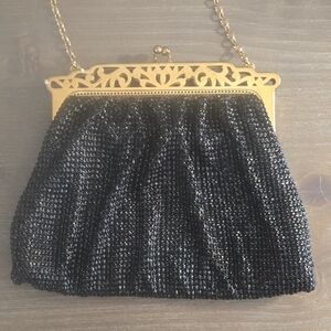 1067 Vintage Whiting and Davis Co Black Mesh Filigree Gold Frame Evening Bag